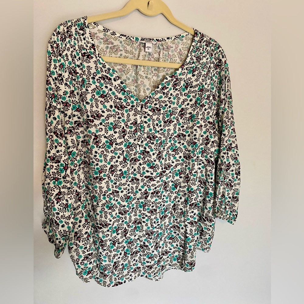 New! Sonoma Women’s Floral Lightweight XL longsleeve Tee Shirt - Picture 3 of 7